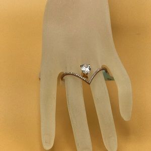 Sterling Silver Rose Gold CZ Fingers Ring.